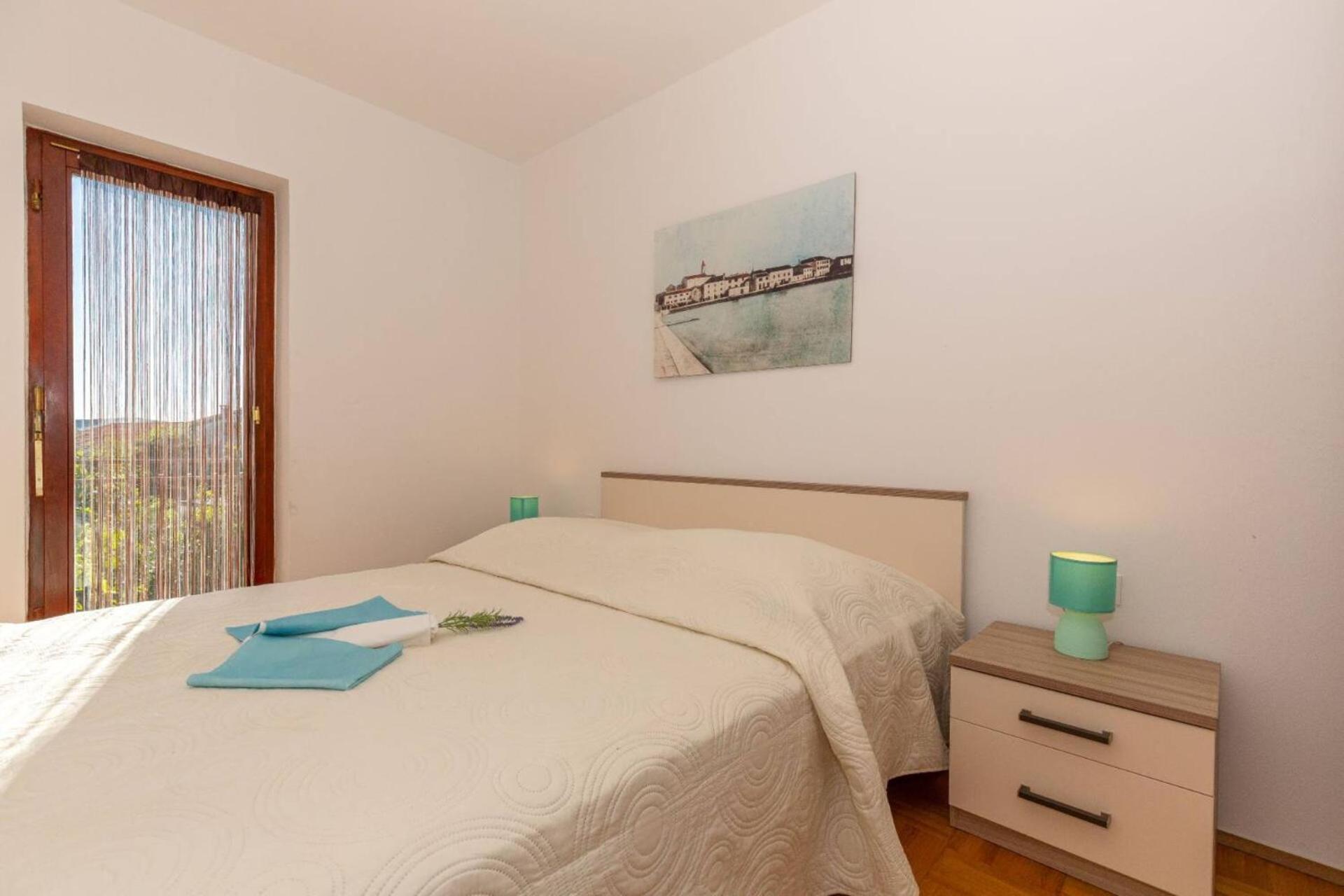 Three Bedroom Apartment in Biograd Biograd Na Moru Buitenkant foto