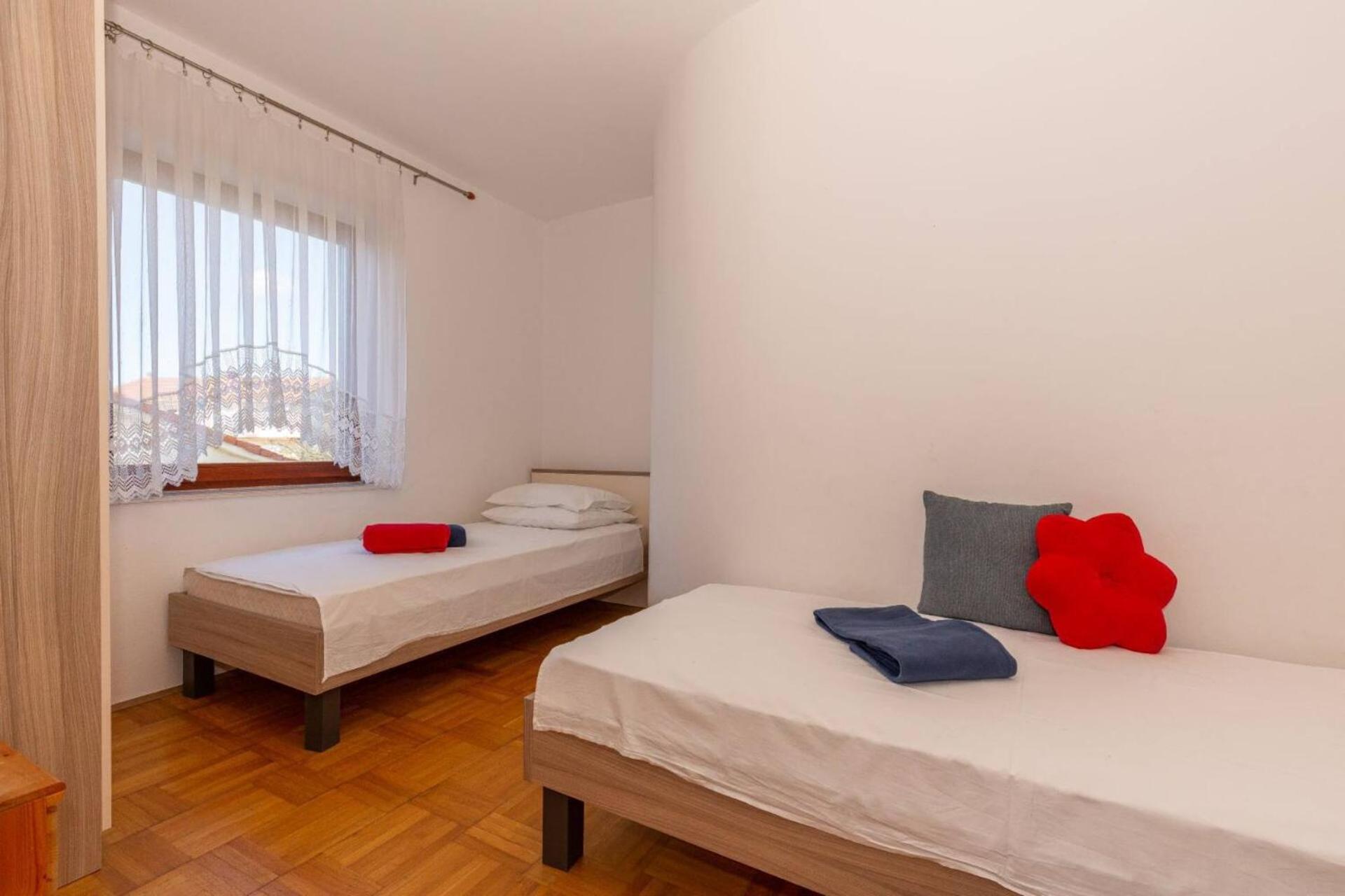 Three Bedroom Apartment in Biograd Biograd Na Moru Buitenkant foto