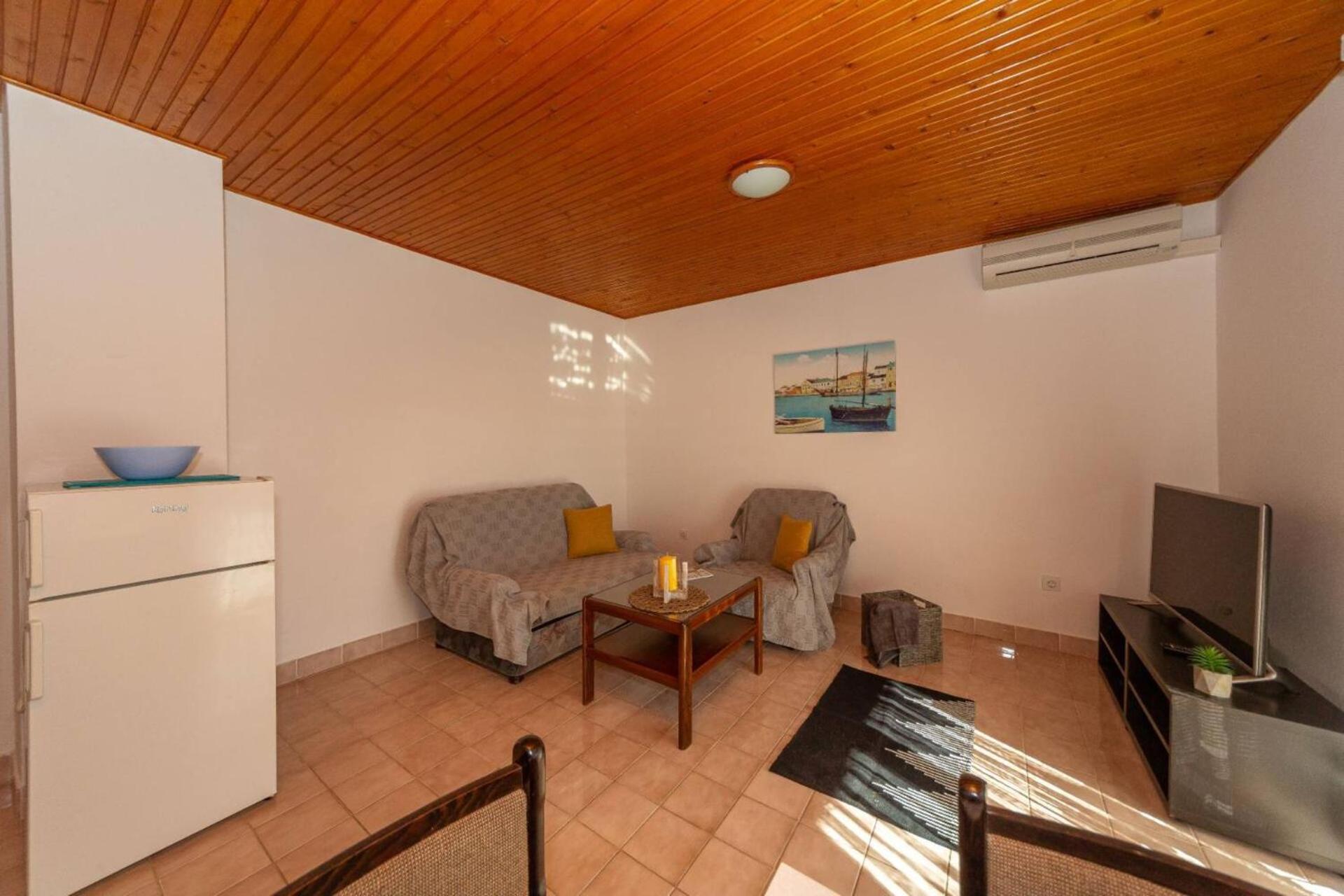 Three Bedroom Apartment in Biograd Biograd Na Moru Buitenkant foto