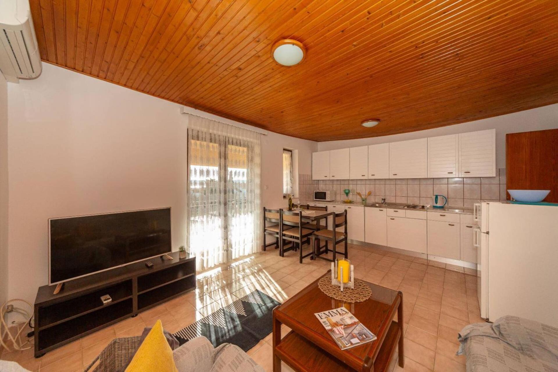 Three Bedroom Apartment in Biograd Biograd Na Moru Buitenkant foto