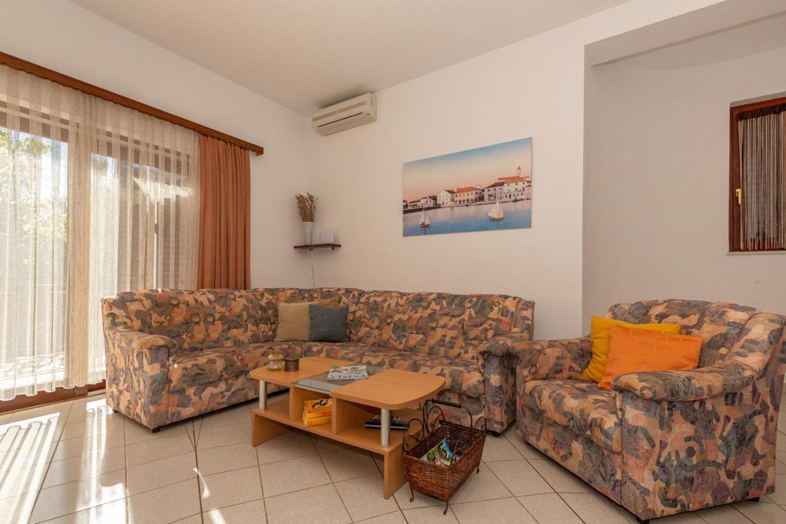 Three Bedroom Apartment in Biograd Biograd Na Moru Buitenkant foto