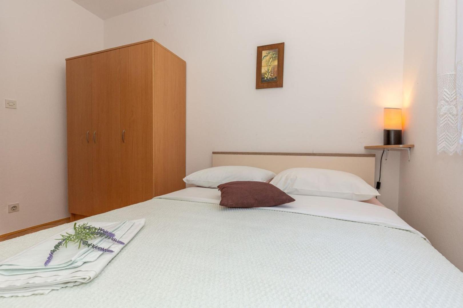 Three Bedroom Apartment in Biograd Biograd Na Moru Buitenkant foto